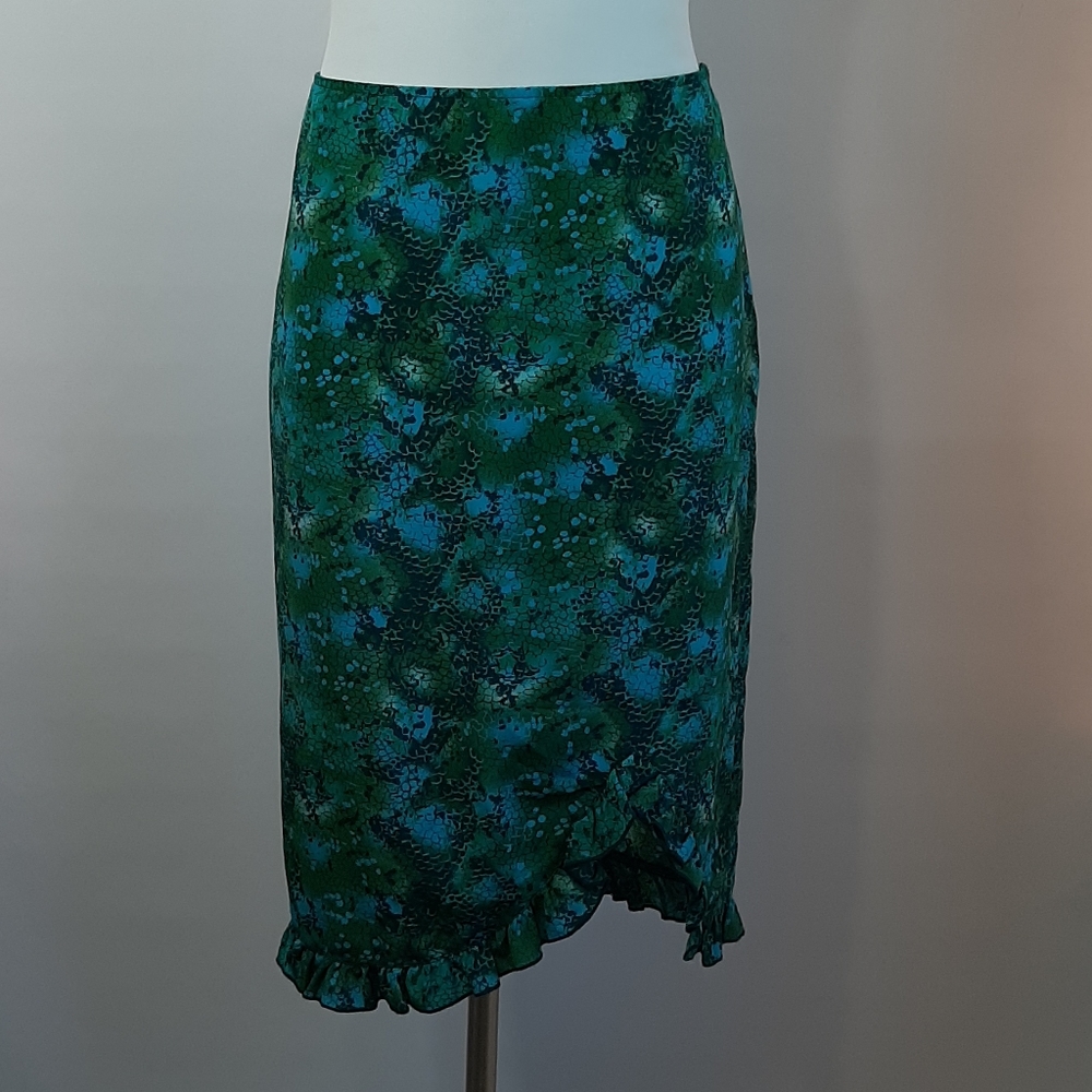 Xhilaration Green Teal Ruffle snake Skirt